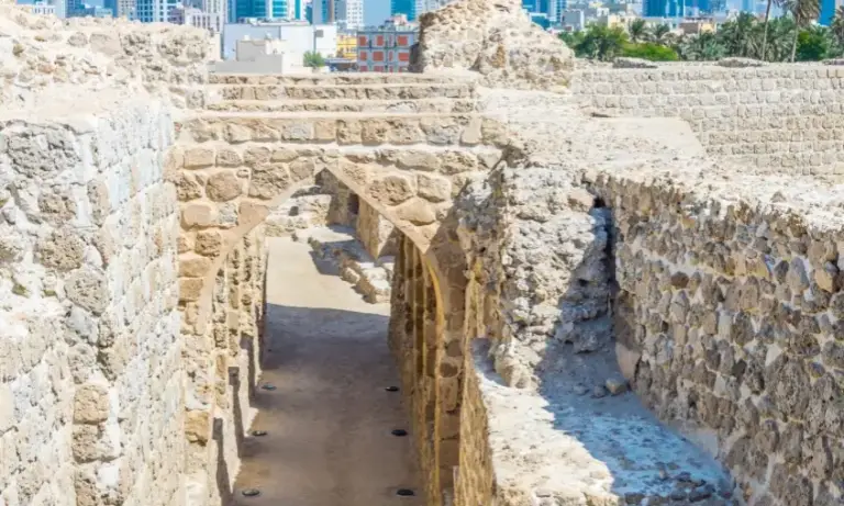 311869-manama-fort-de-bahrein-qal-at-al-bahrain