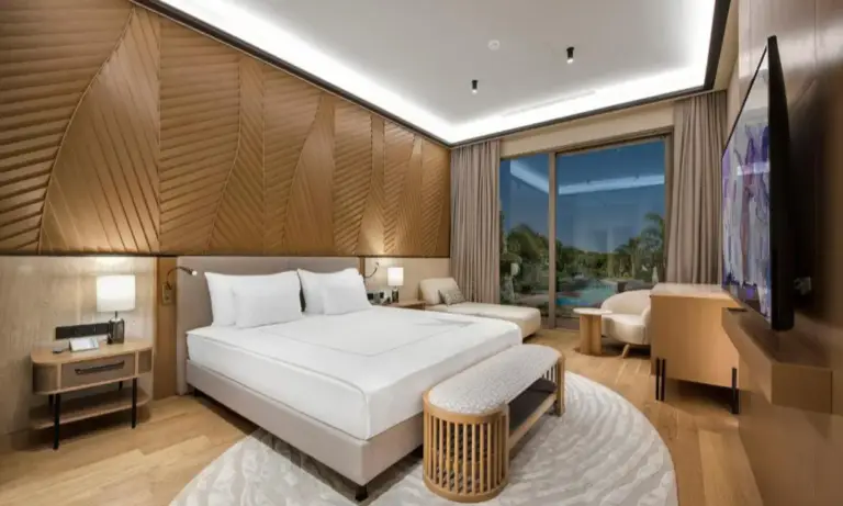 TELEMMGLPICT000456532538_17691678427520