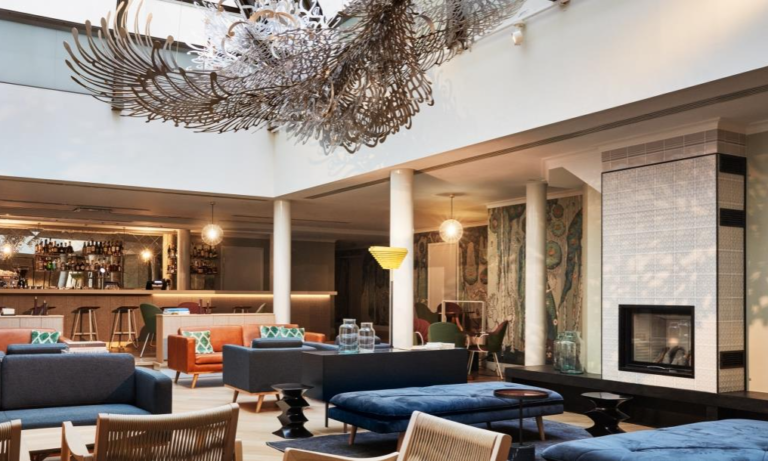 Wintergarden-Finland-St-George-Hotel