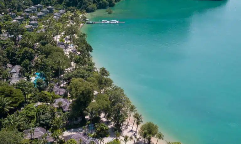 2c41398a00f479765e093588b09a17ec_batcheditor_fotor