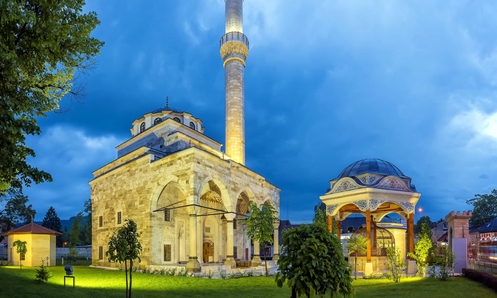 Ferhat_Pasha_Mosque,_Banja_Luka_2016-2_batcheditor_fotor