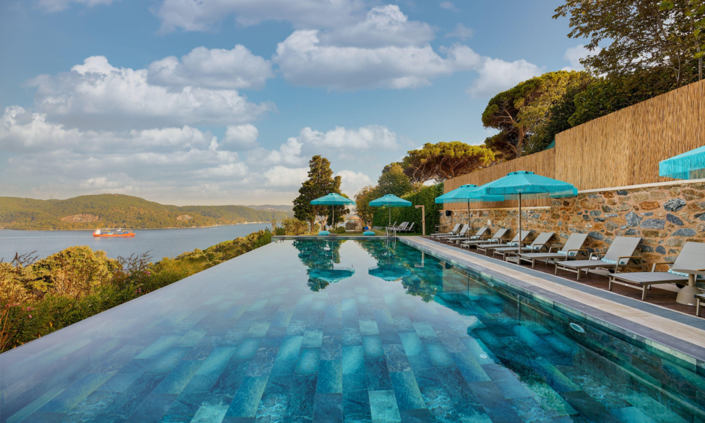 kocatas-mansions-istanbul-photo-1_batcheditor_fotor