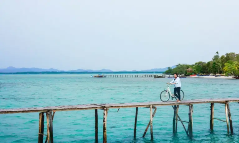Leebong Island: Private Island Retreat