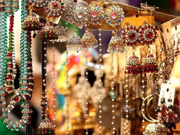 Appraise Royal Gemstones with a Master Jaipur Lapidary