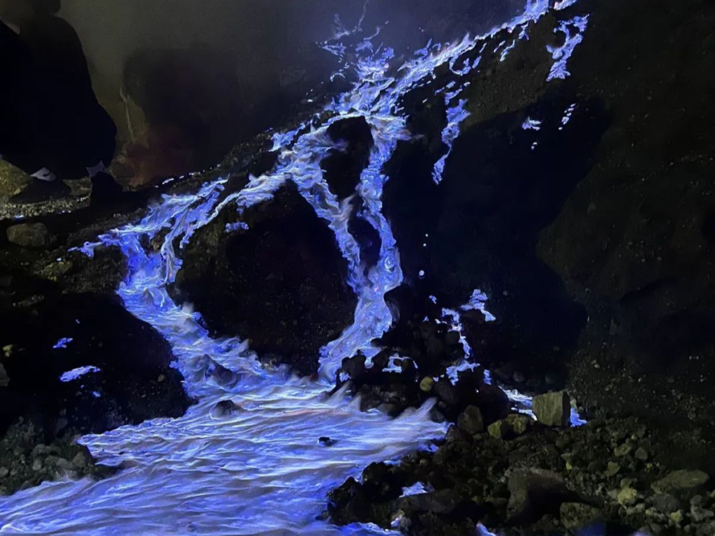 Witness the Rare Electric Glow of the Indonesian Earth