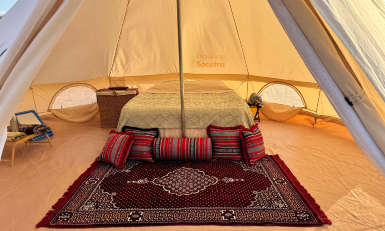 luxury-tent-inside-traveling-socotra_small