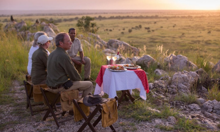 picnic-lunch-at-tarangire-national-park-lux-orient
