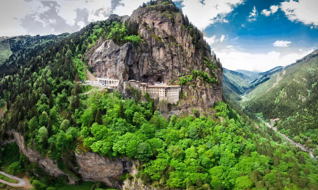 sunela-monastery-private-exploration-turkey-lux-orient