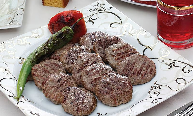 taste-akçaabat-köfte-northern-turkey-lux-orient