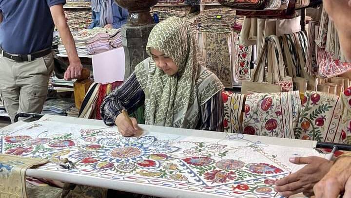 Uzbekistan: Imperial gems
