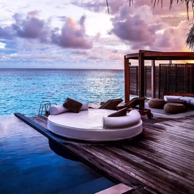 Luxury-Water-Lodge